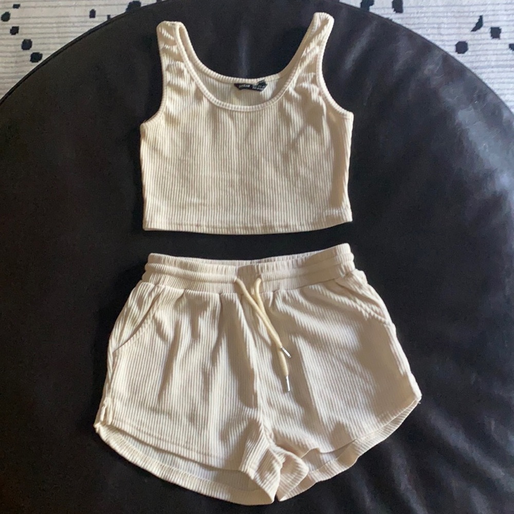 Size small